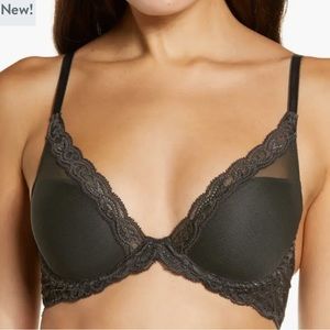 Natori Feathers Contour Bra 32B New with Tags